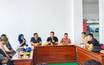 Kejari Pamekasan Gelar Coffee Morning, Dorong Sinergi dan Pemberitaan Berimbang dengan Wartawan 8 IMG 20260918 131015