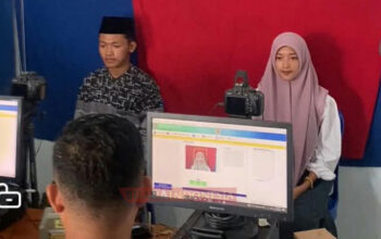 Sinergi TMMD ke-130, Kades Jarin Siap Bantu Warga Urus Administrasi Kependudukan 5 IMG 20261024 185803